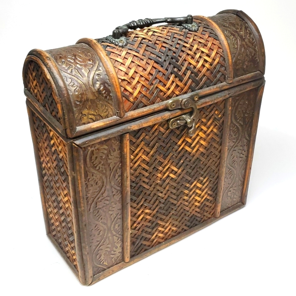 Vintage Wicker Decorative Wine Bottle Holder Carrier